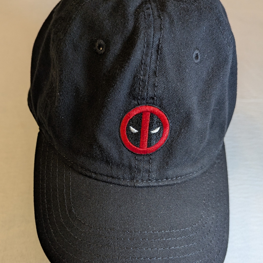 Marvel Black and Red Deadpool Hat
